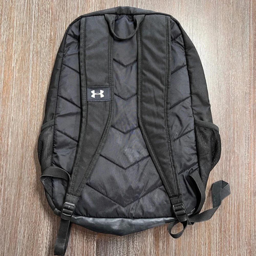 Under Armour Storm Black Backpack‎ Style 1277422 SS 2018 Water Resistant